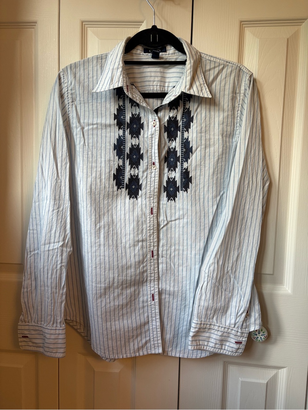 Chaps (Ralph Lauren) Striped 100% Cotton Button Shirt w Embroidery - White/Navy